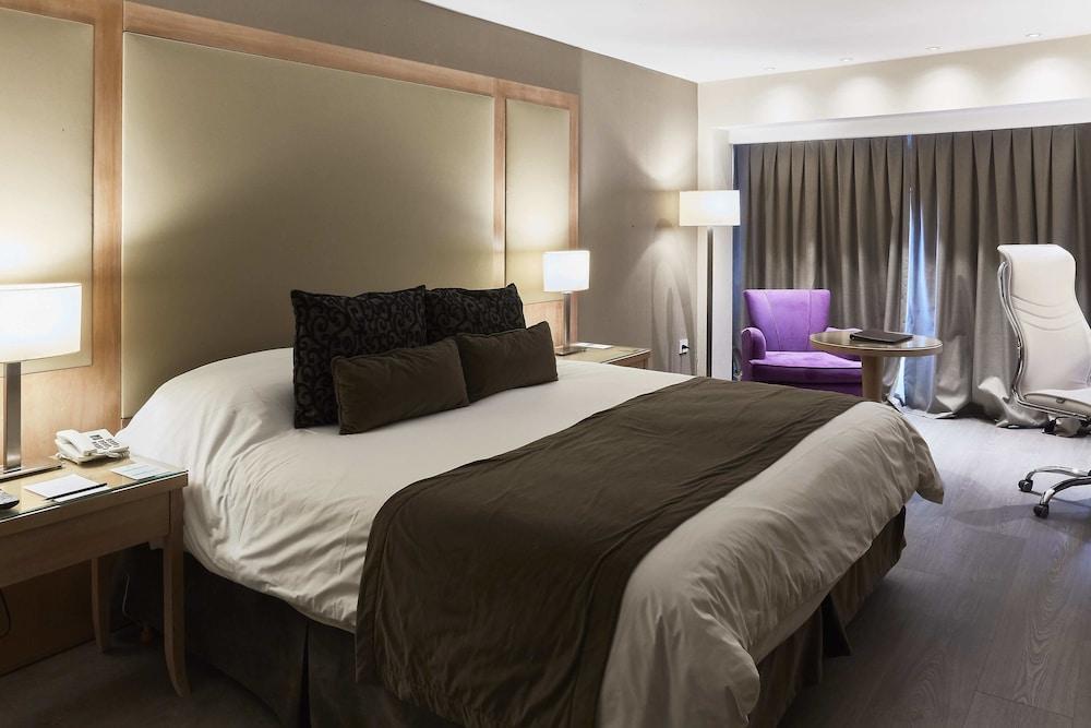 Diplomatichotel Mendoza Kültér fotó A bedroom at the hotel