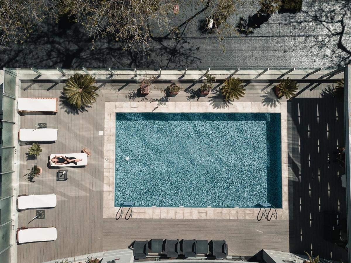 Diplomatichotel Mendoza Kültér fotó The pool at the hotel