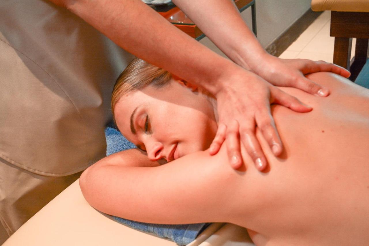 Diplomatichotel Mendoza Kültér fotó Massage