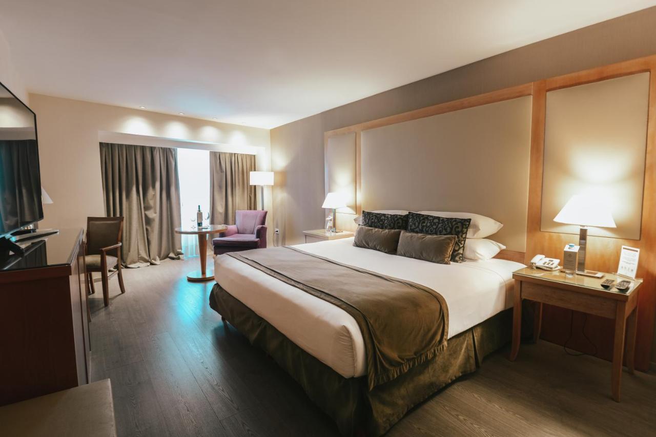 Diplomatichotel Mendoza Kültér fotó A room at the hotel